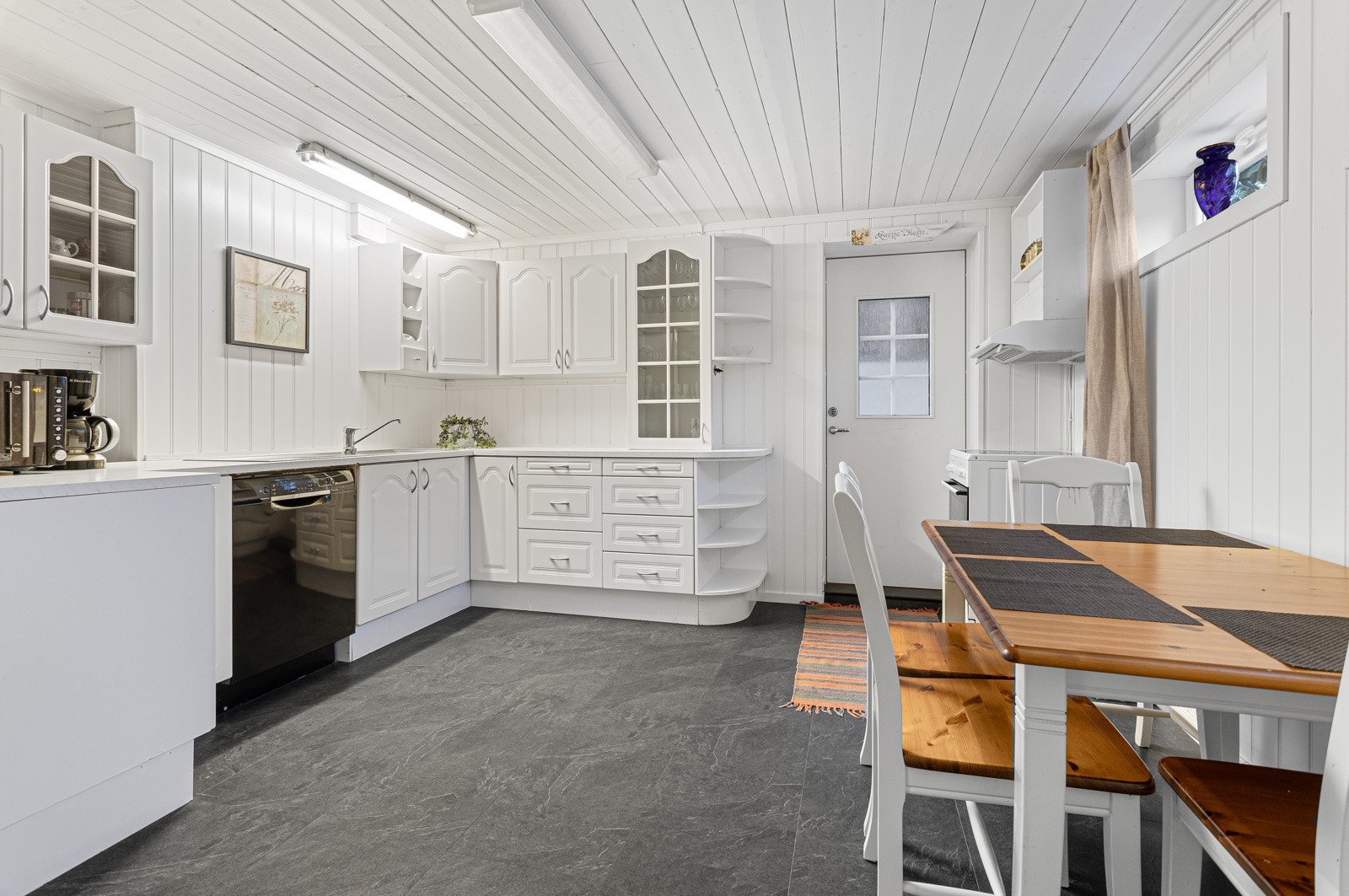 Kjøkken i kjeller Galleribilde