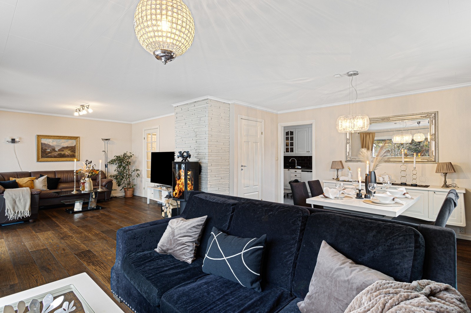 Stue 1 etasje Galleribilde