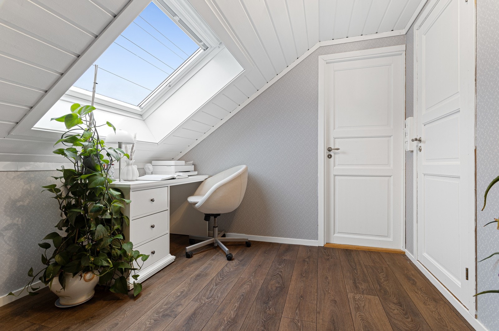 Loftstue Galleribilde