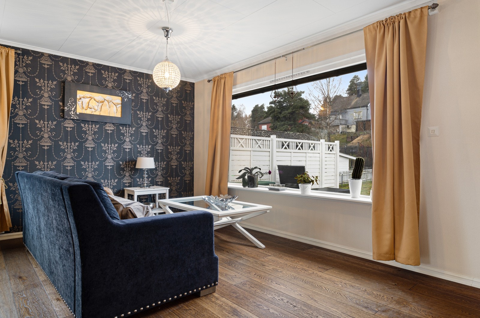 Stue 1 etasje Galleribilde