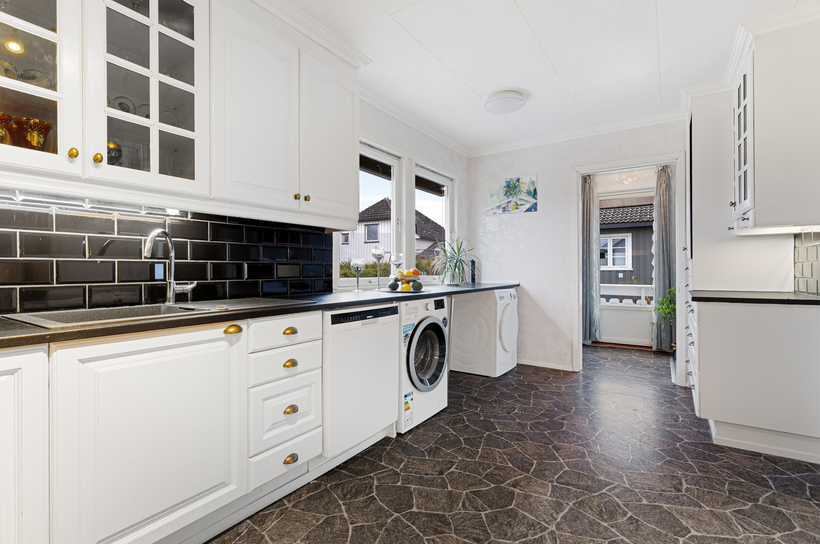 Kjøkken i 1 etasje Galleribilde