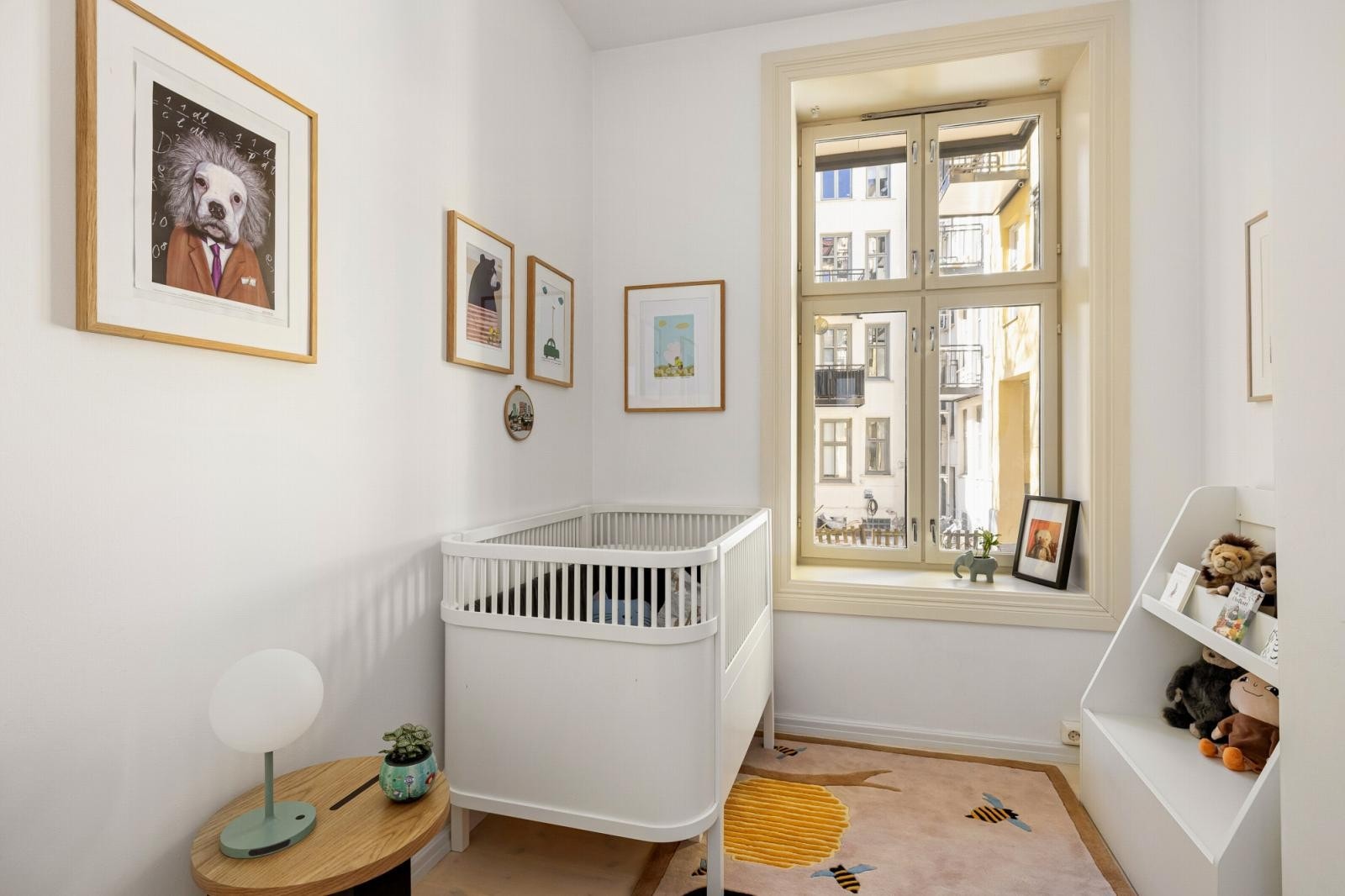 Rommet kan brukes til flere ulike formål, alt fra gjesterom til hjemmekontor. Galleribilde