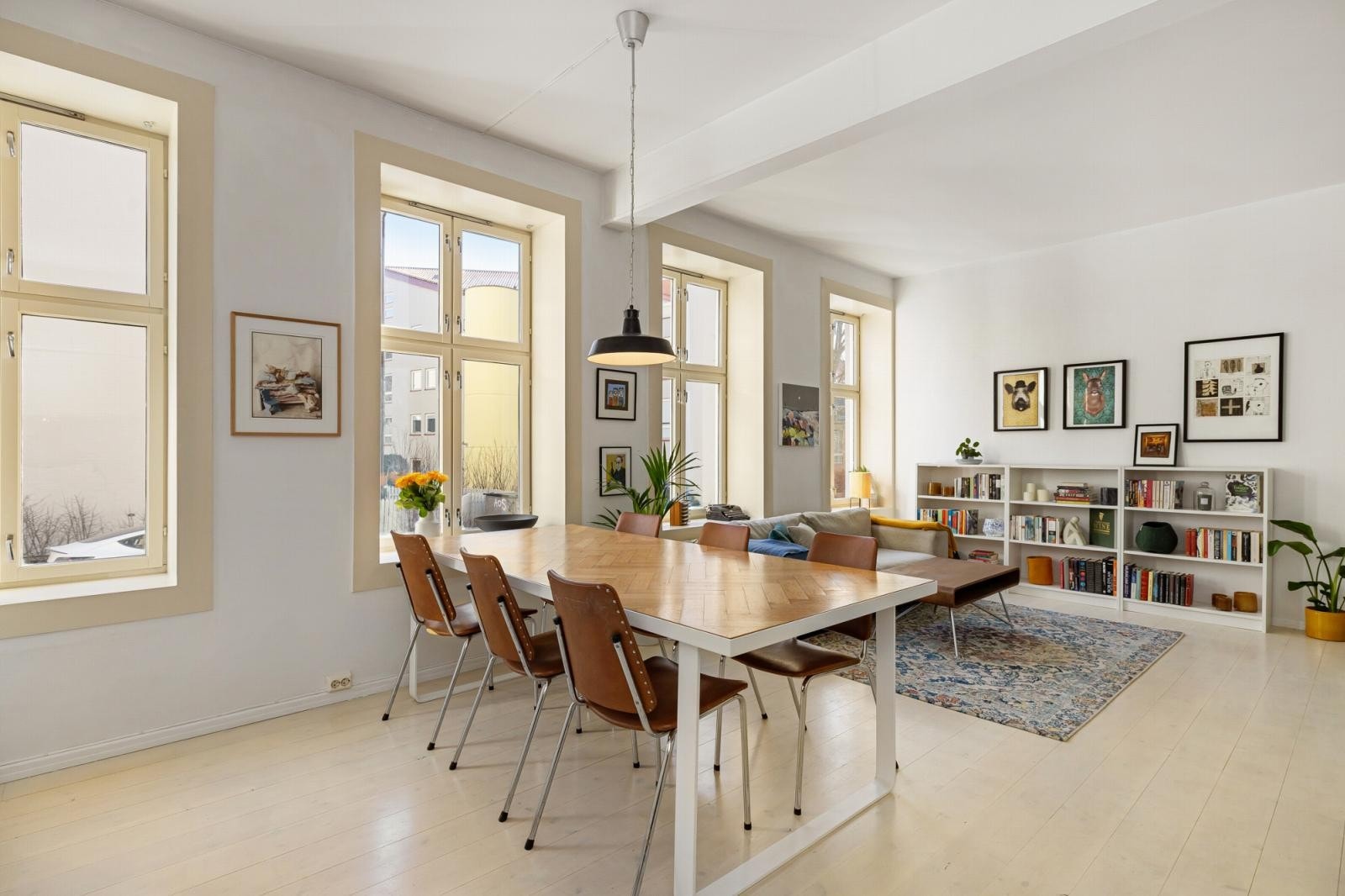 Leiligheten ligger flott til i rolig sidegate på Øvre Grünerløkka. Galleribilde