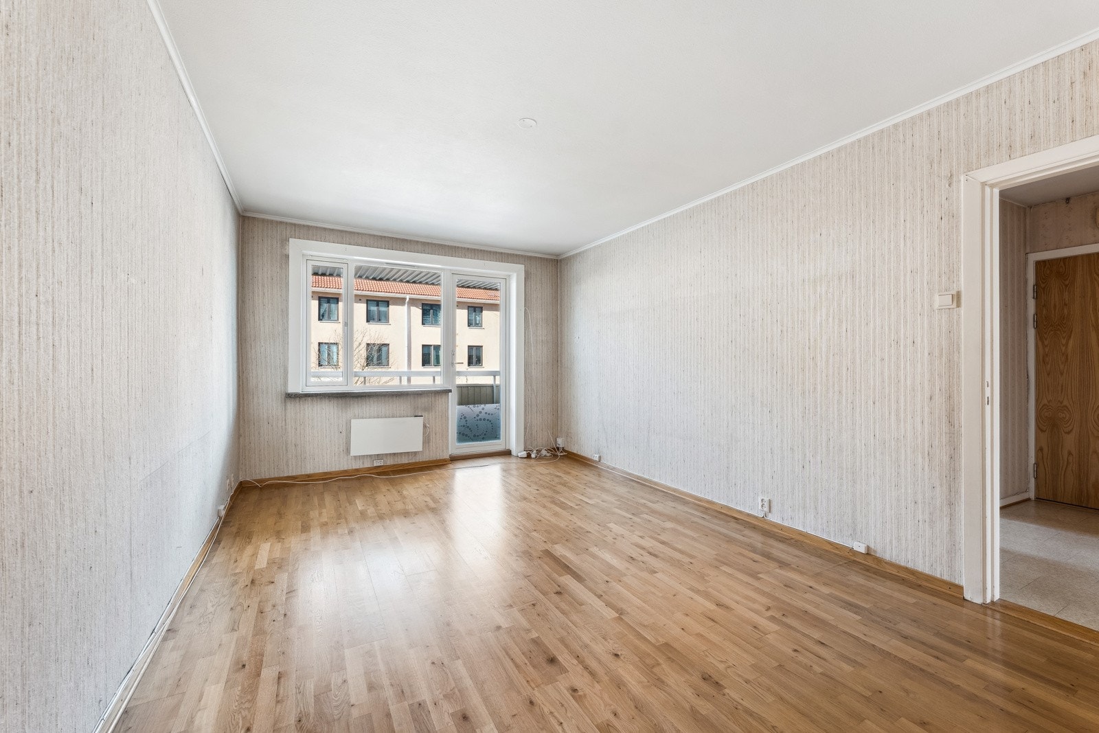 Her har du fin plass til sofagruppe, tv-møbler og spisebord Galleribilde