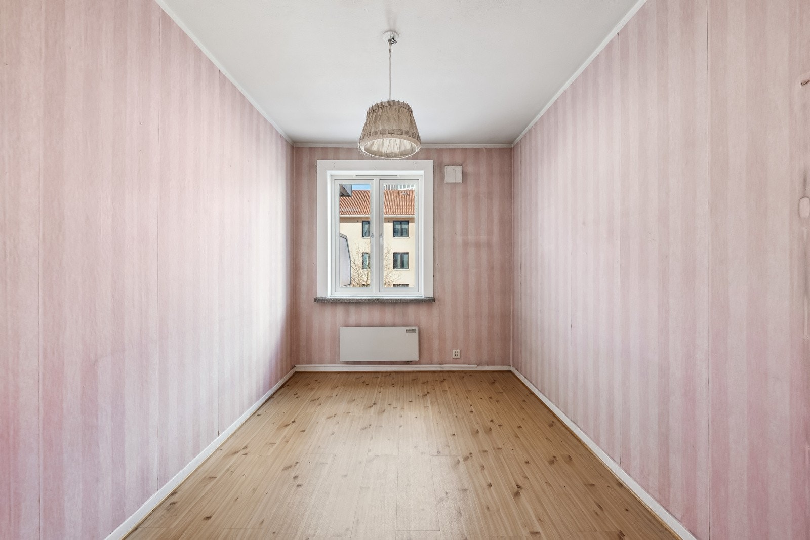 Passer utmerket til barnerom/ kontor/ gjesterom Galleribilde