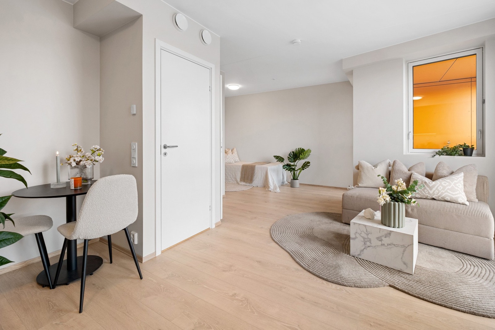 Det er også en praktisk sportsbod til leiligheten. Galleribilde