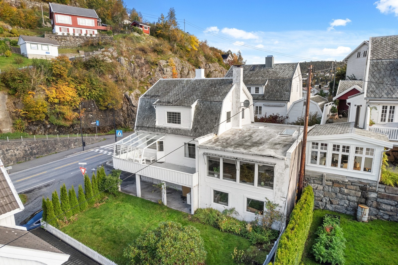 Vil med tiden kreves oppgraderinger på tak på den påbygde delen - her er gode muligheter for en evt takterrasse. Galleribilde