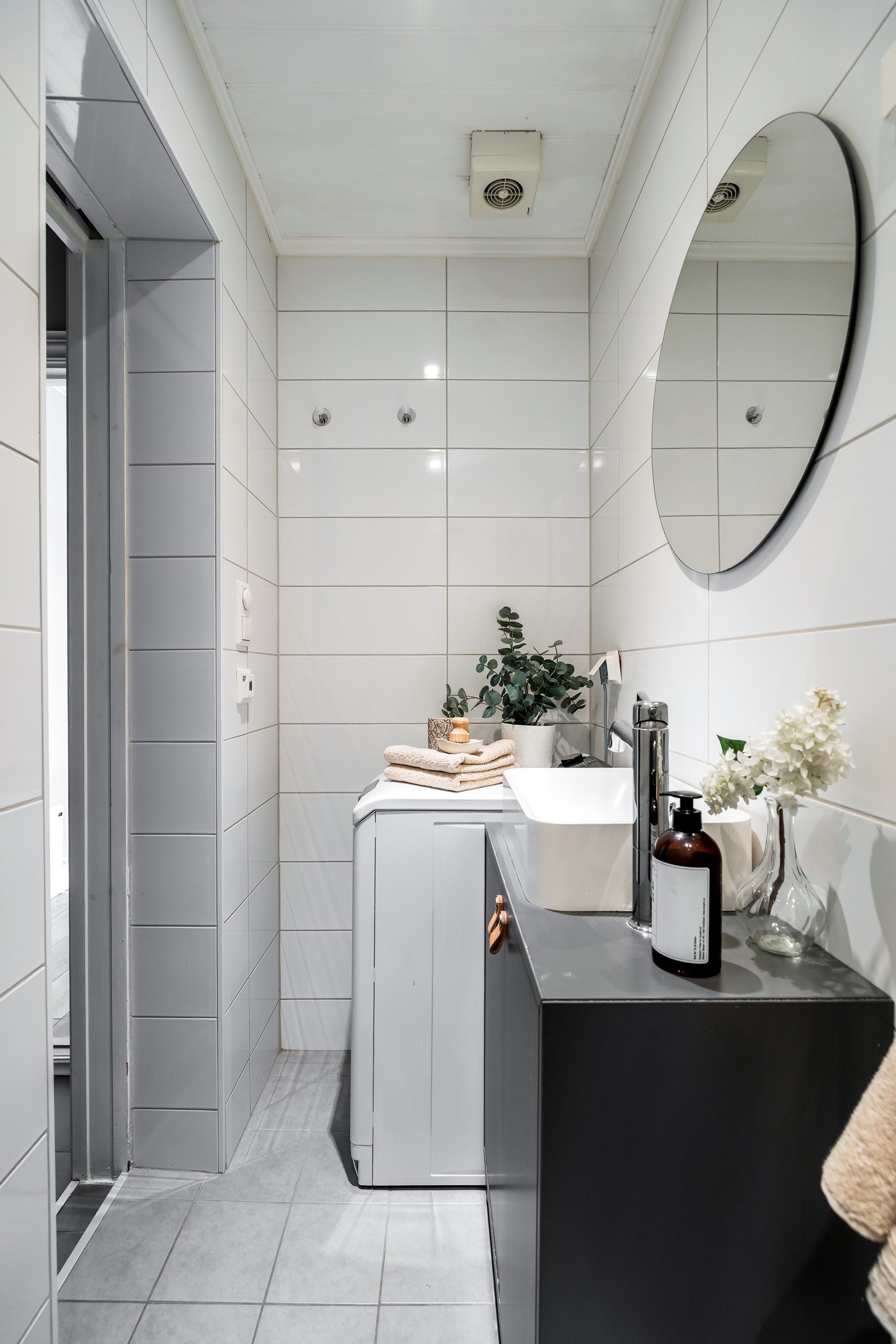 Her er det opplegg for vaskemaskin og vaskemaskinen følger handelen Galleribilde