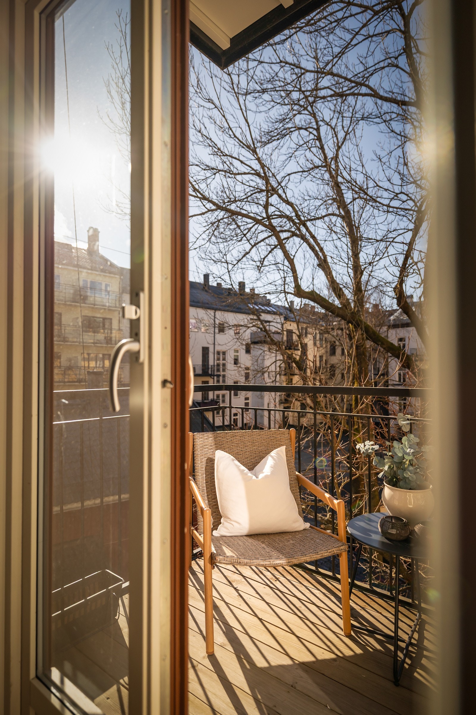 Leilighetens balkong er på ca. 4,8 kvm Galleribilde