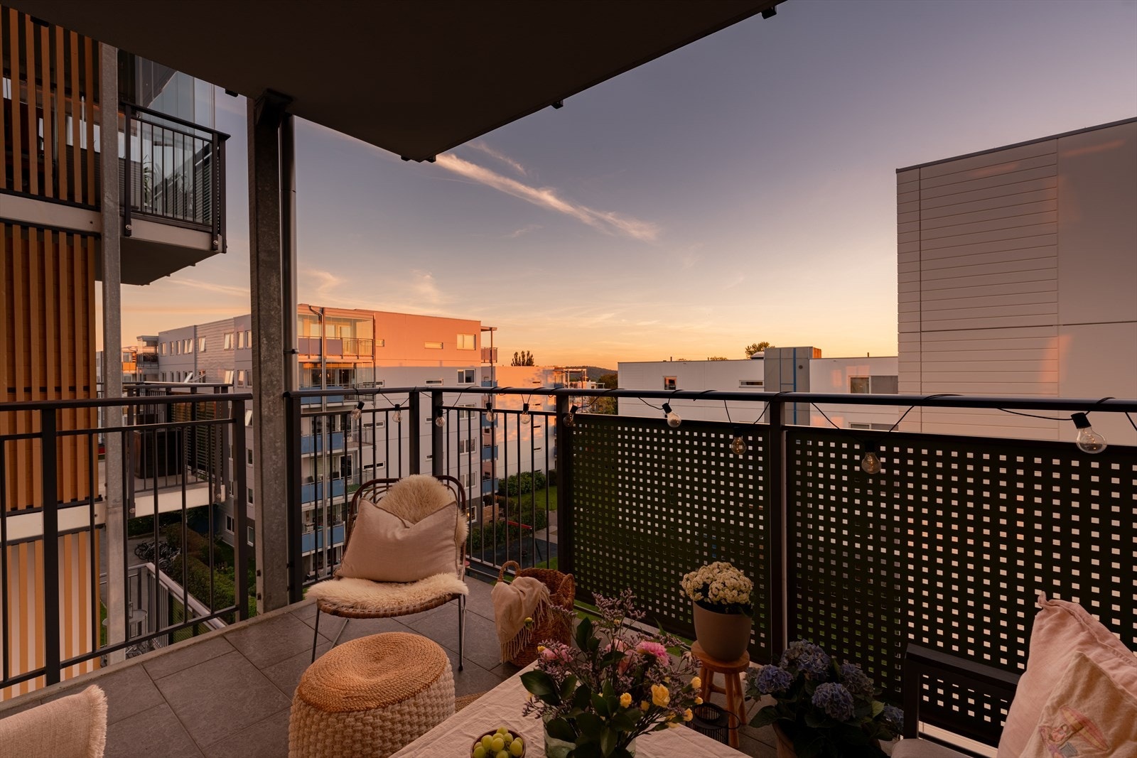 Det er god størrelse på balkongen med god plass til utemøbler og grill. Galleribilde