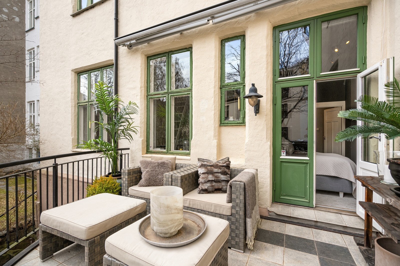 Solrik, sydvestvendt balkong på 13 kvm Galleribilde