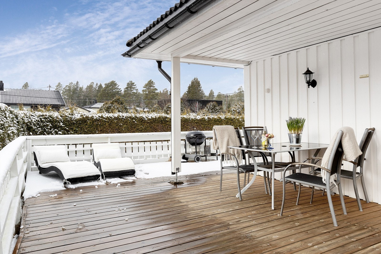 Terrasse mot syd og vest på 111 kvm Galleribilde