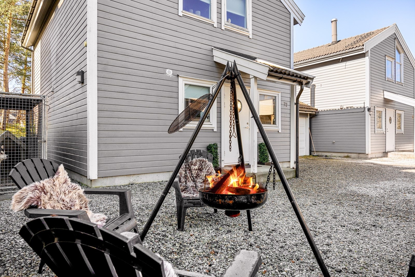 Det er også god plass til en sittegruppe ved inngangspartiet. Galleribilde