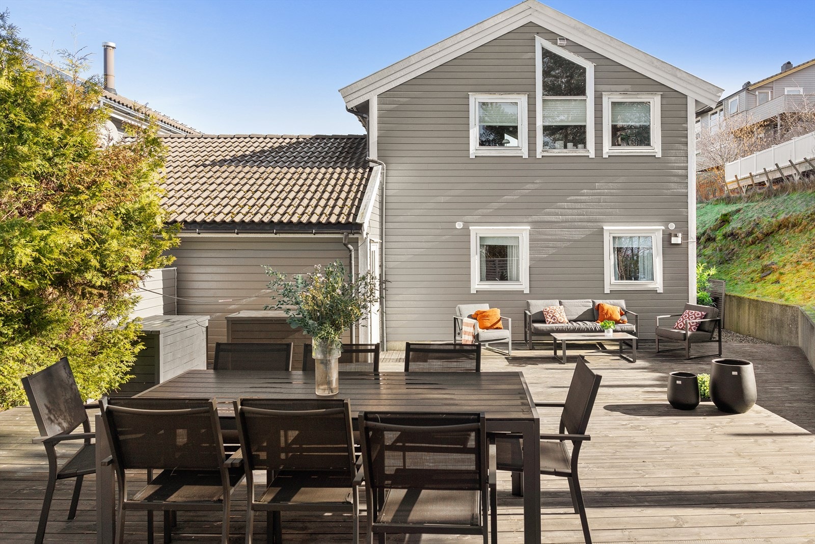 Aktiv Eiendomsmegling v/Sigbjørn Helland har den store gleden av å presentere Kroktjødnevegen 72. Galleribilde