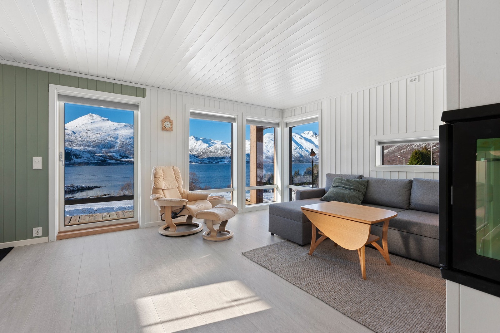 Stue er utført i behagelige farger og overflater. Galleribilde