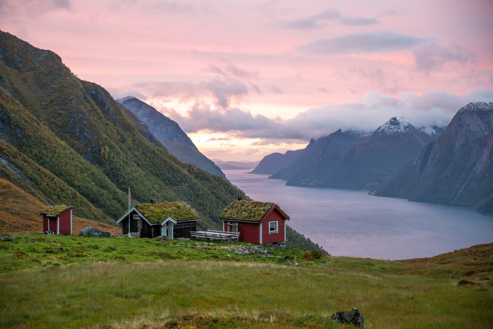 Vakkert kulturlandskap Galleribilde