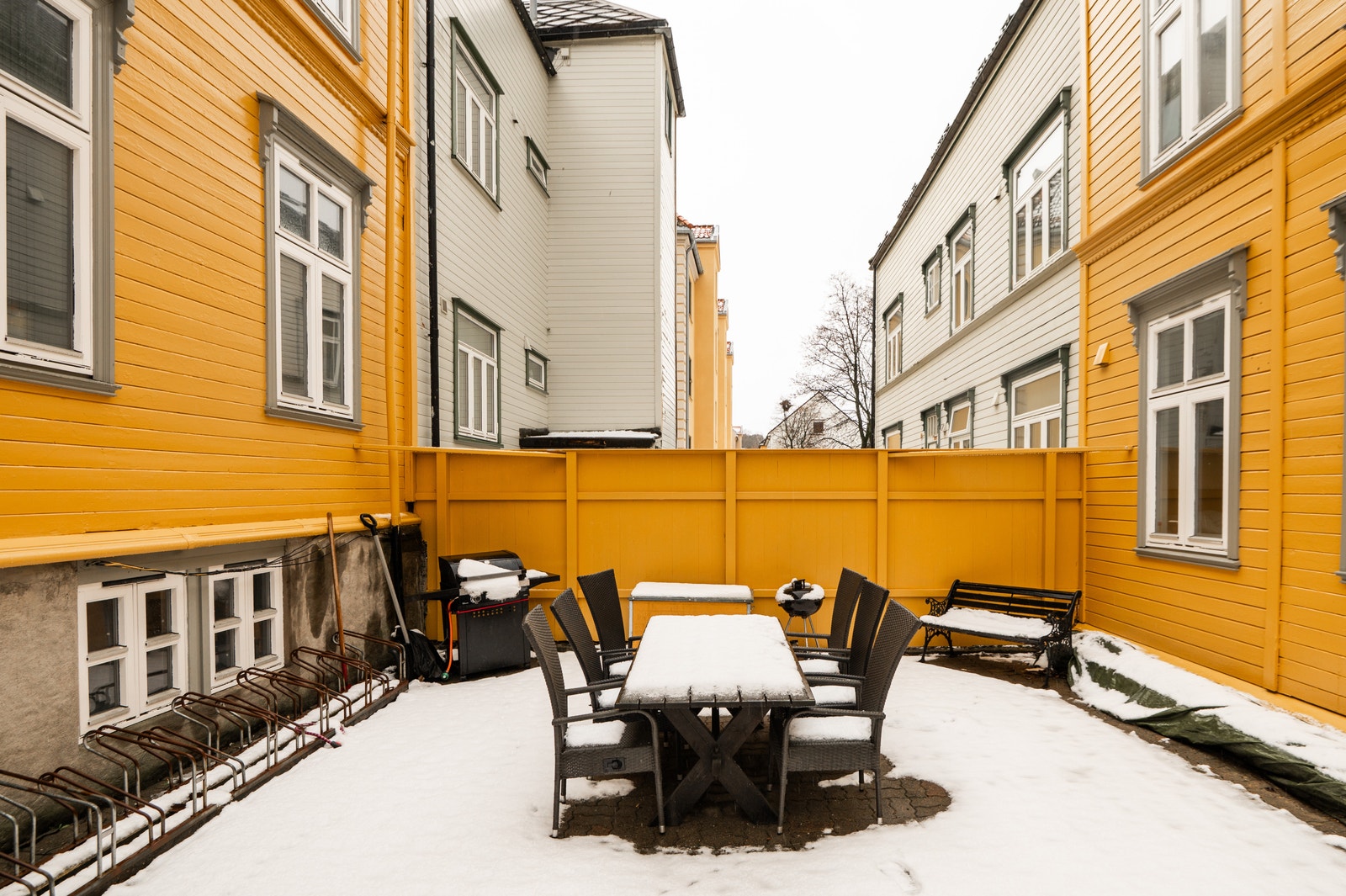 Stor bakgård Galleribilde