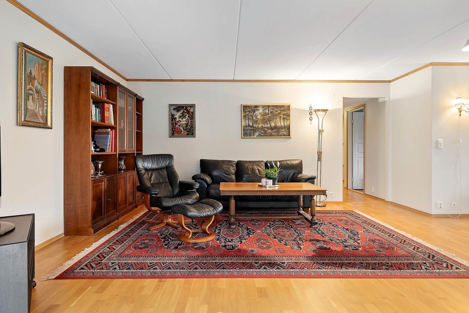 Stuen er romslig Galleribilde