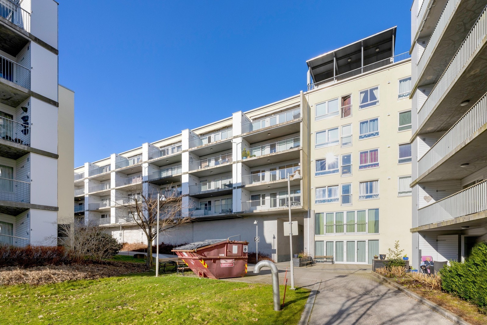 Fasade sett fra fellesområder. Galleribilde