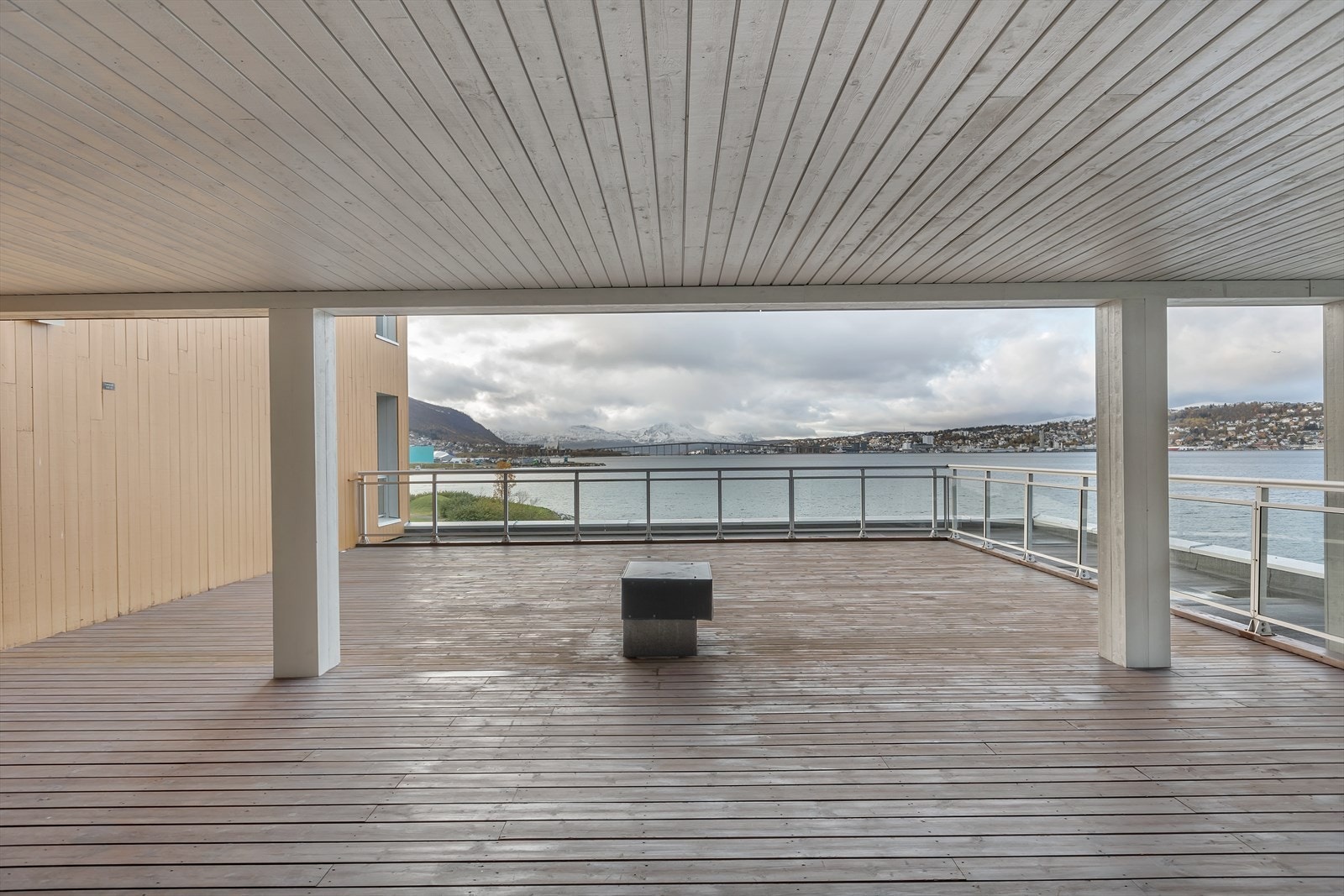 Felles takterrasse i 2. etasje Galleribilde