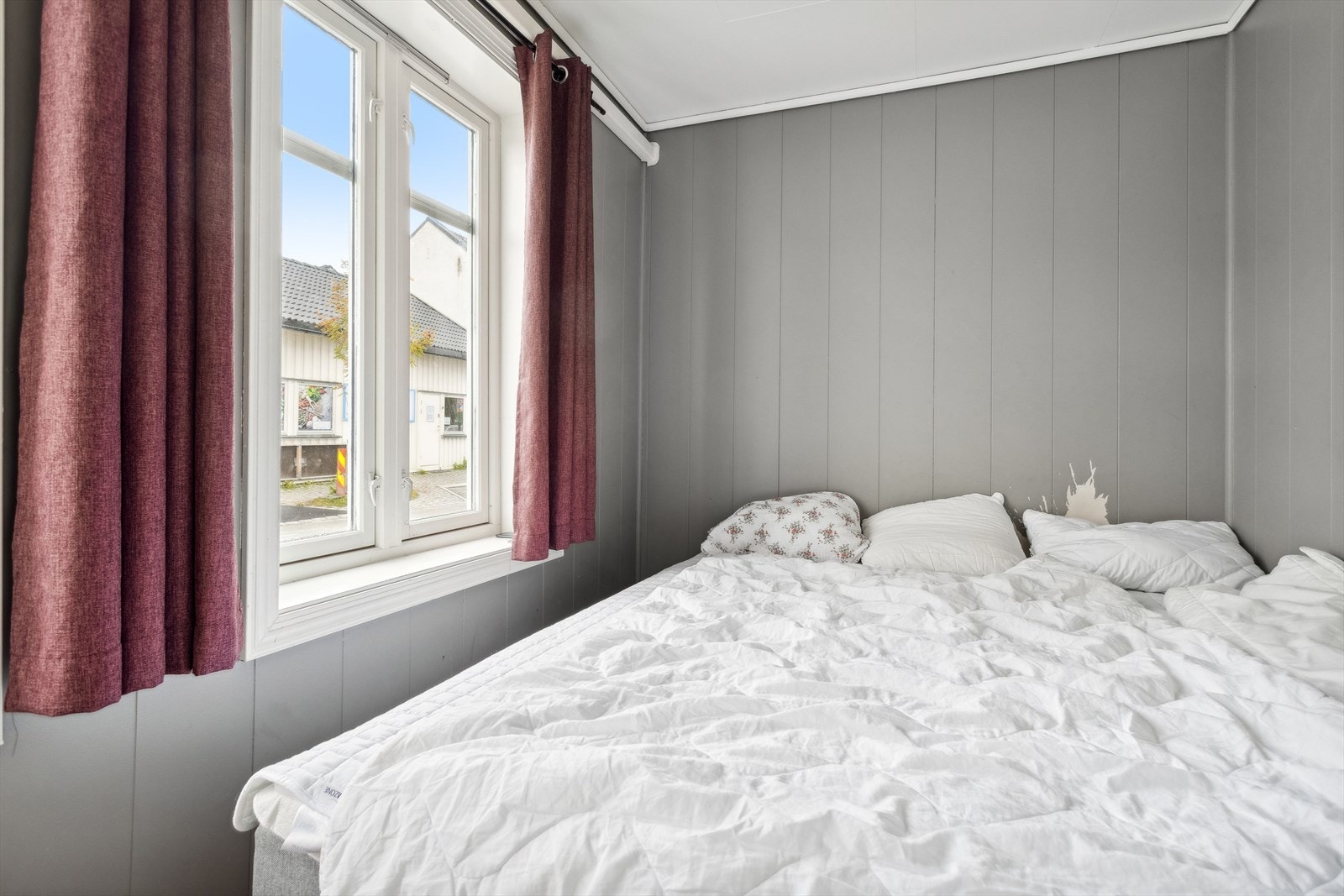 Soverom. Galleribilde