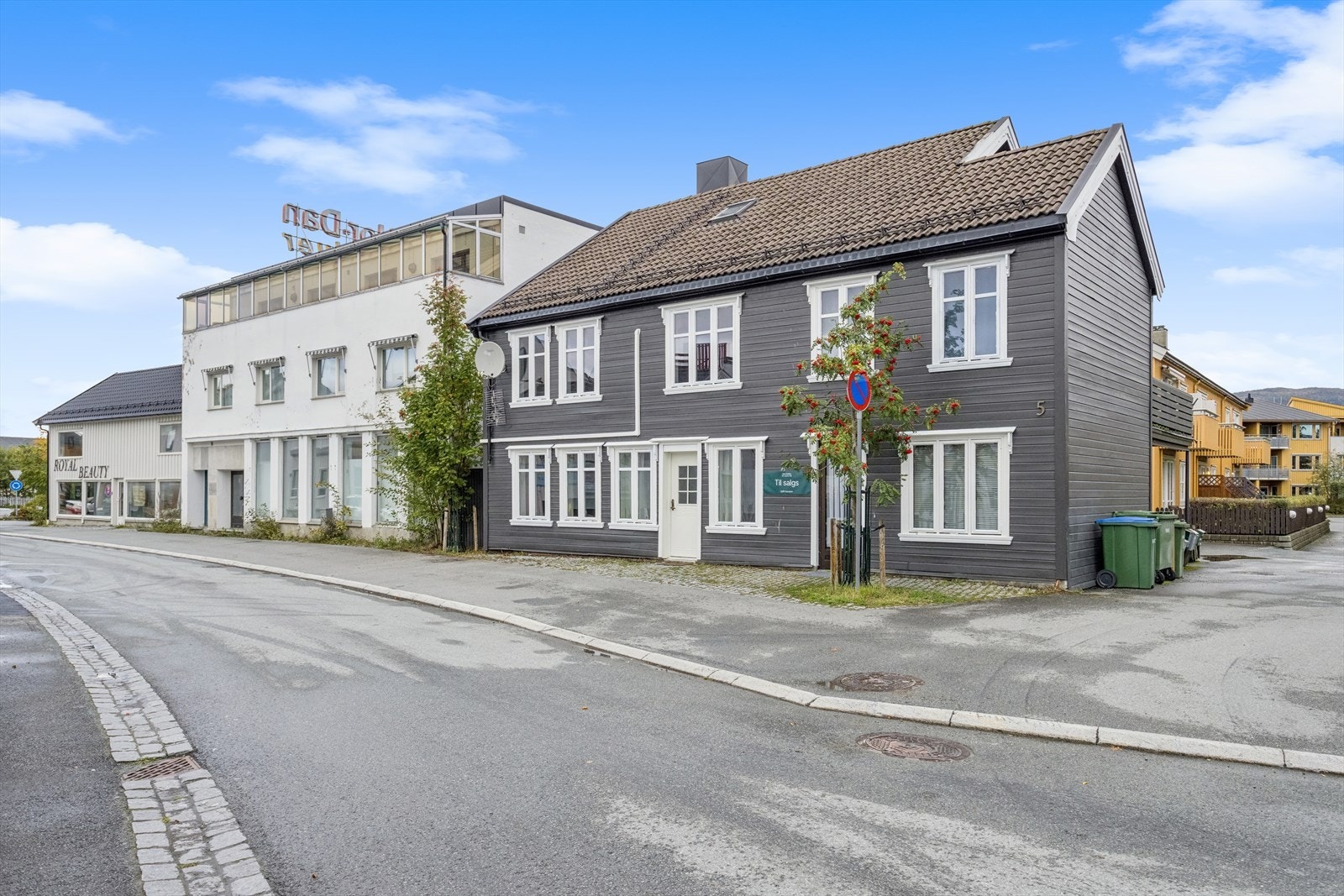 DNB Eiendom ønsker deg velkommen til Kirkevegen 5 - En innholdsrik bygård med utmerket beliggenhet og gode leieinntekter Galleribilde