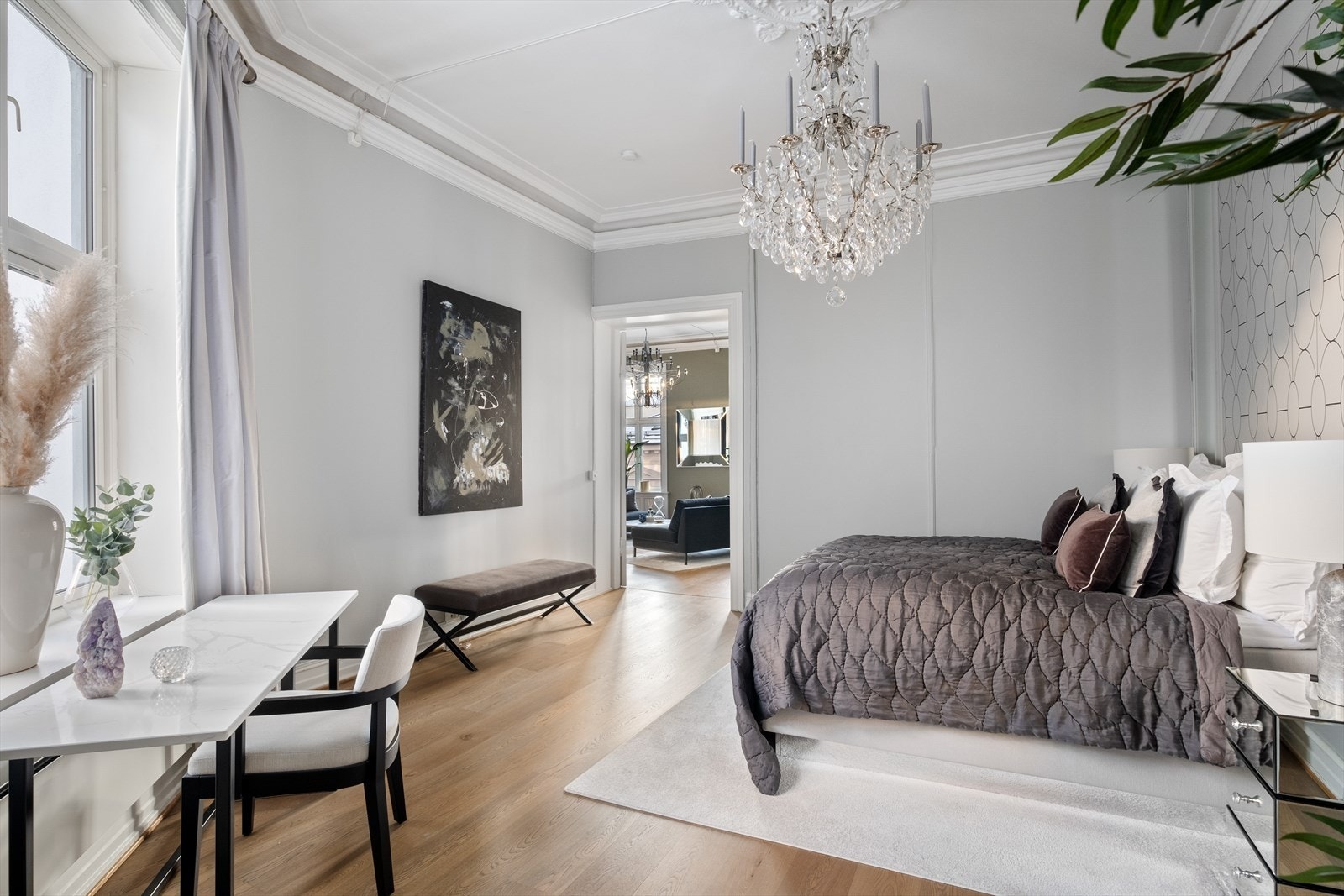 Soverommet vender mot rolig bakgård. Galleribilde