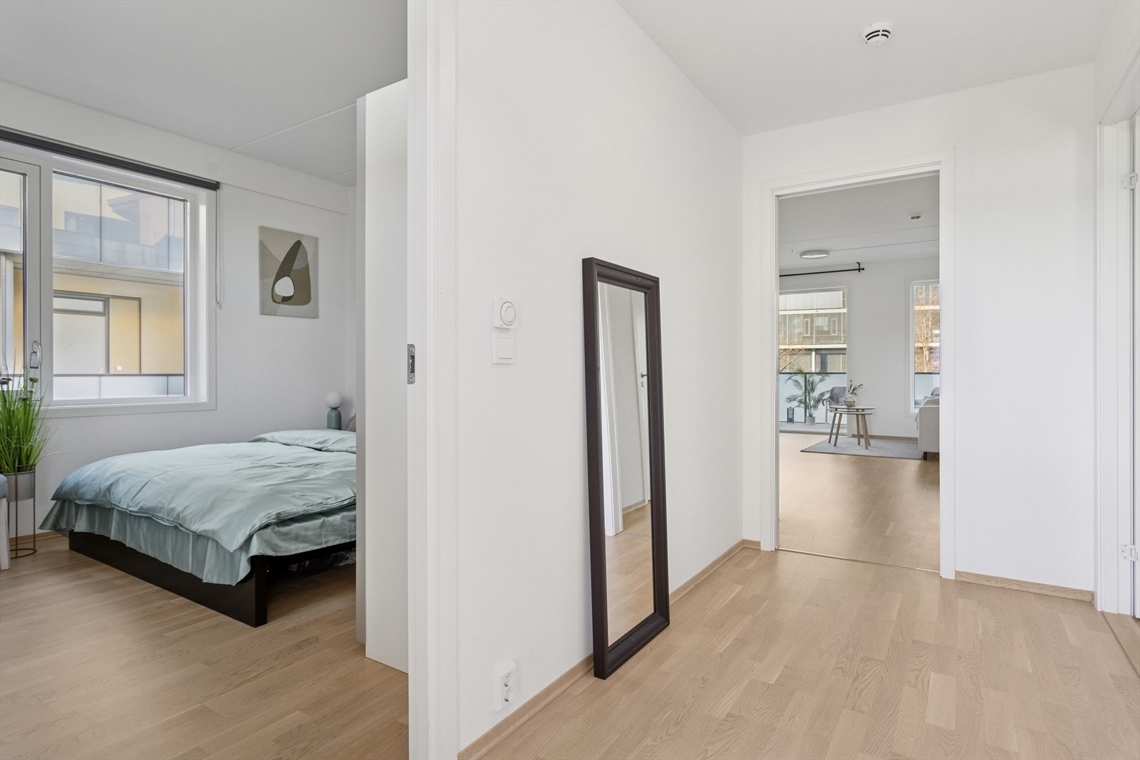 Leiligheten ligger i byggets 3. etasje og har tilgang på heis. Galleribilde