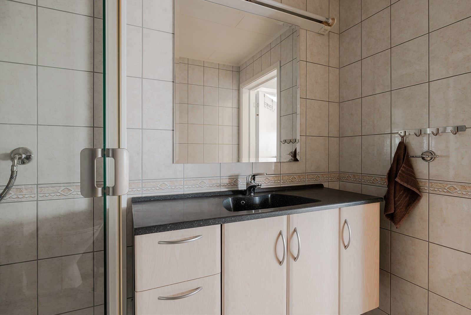 baderomsinnredning på 120 cm Galleribilde