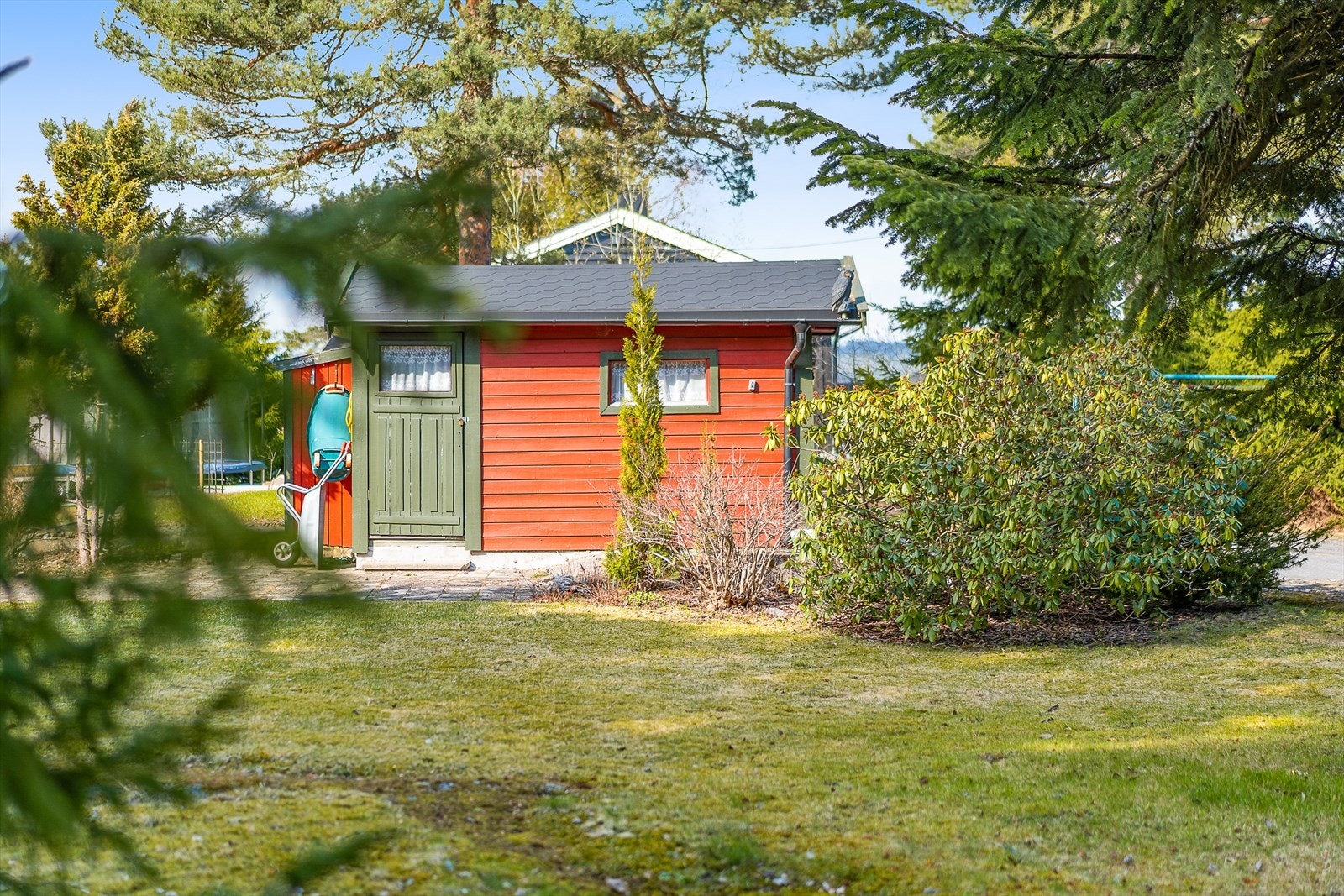 Praktisk utebod på 9 kvm. Galleribilde