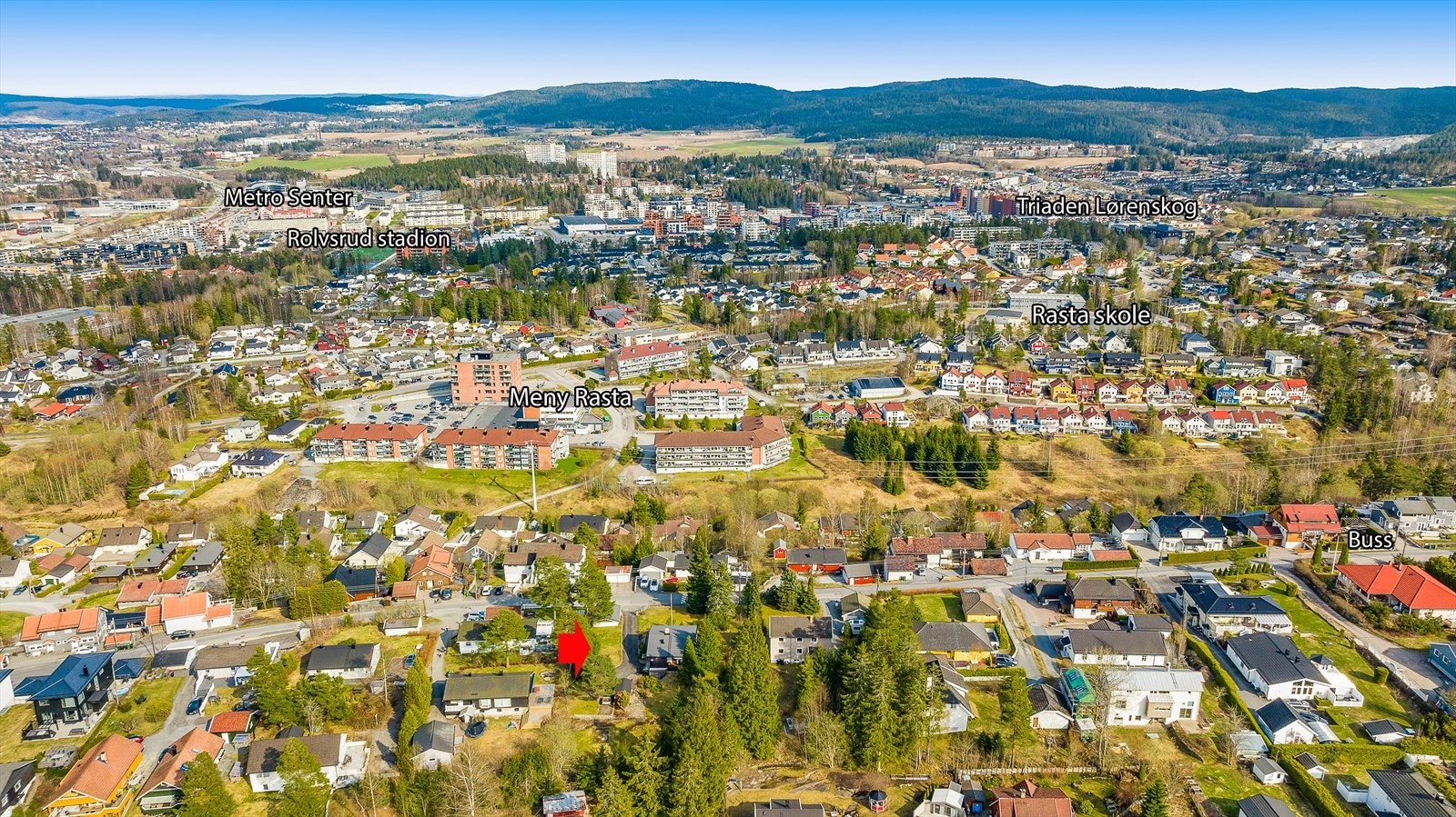 Svært kort vei til flere servicefasiliteter. Galleribilde