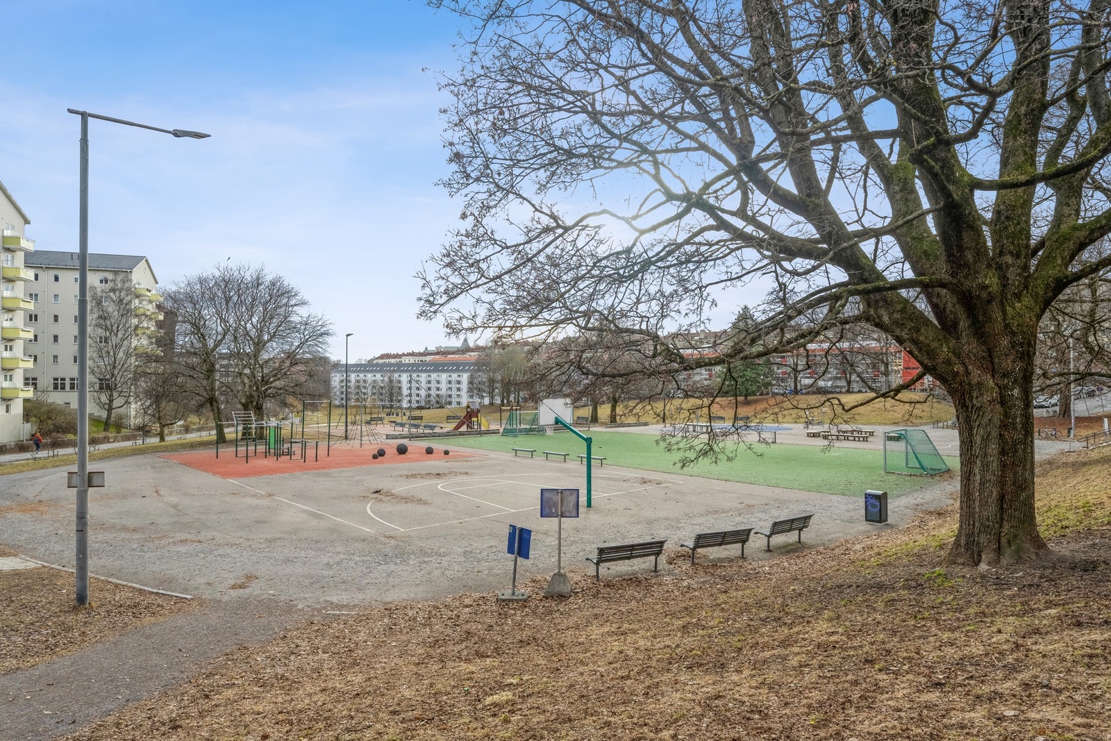 Iladalen lekeplass Galleribilde