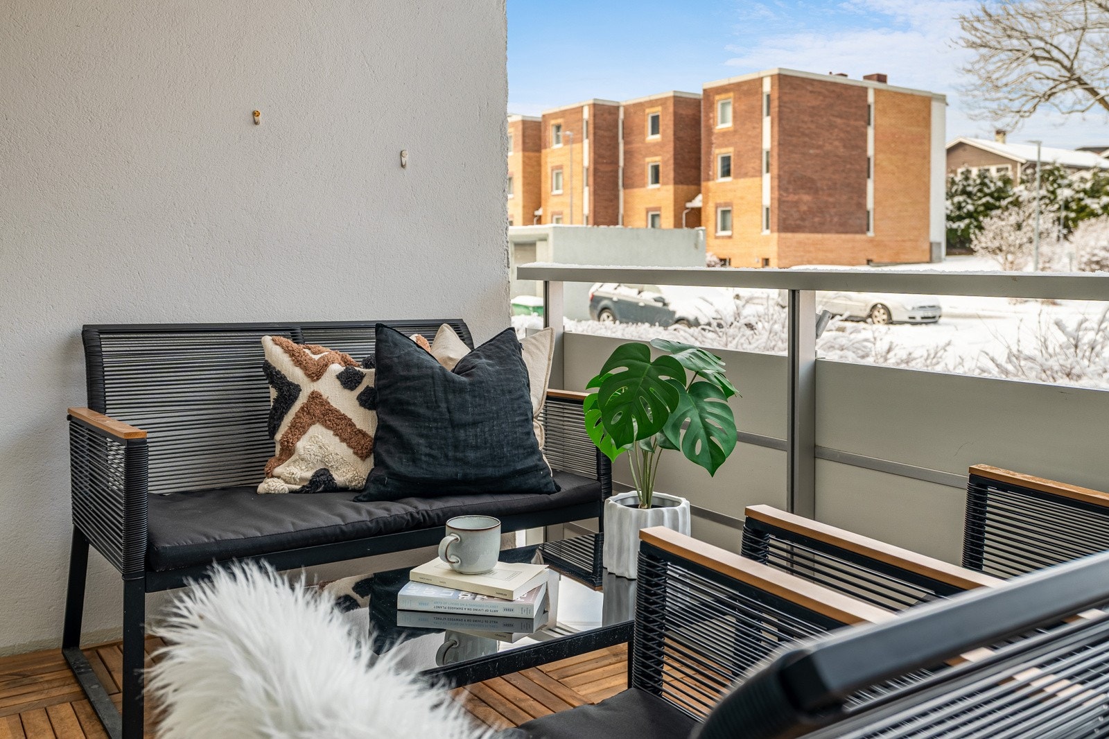 Leiligheten har en fin og skjermet beliggenhet i 1. etasje. Galleribilde