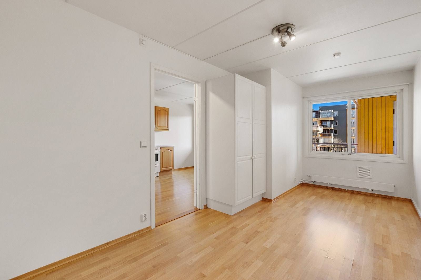 Soverommet er romslig og har god plass til garderobeskap. Galleribilde