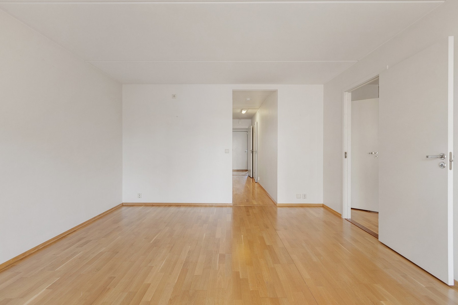 Et rom som egner seg både for avslapning og sosiale sammenkomster. Galleribilde