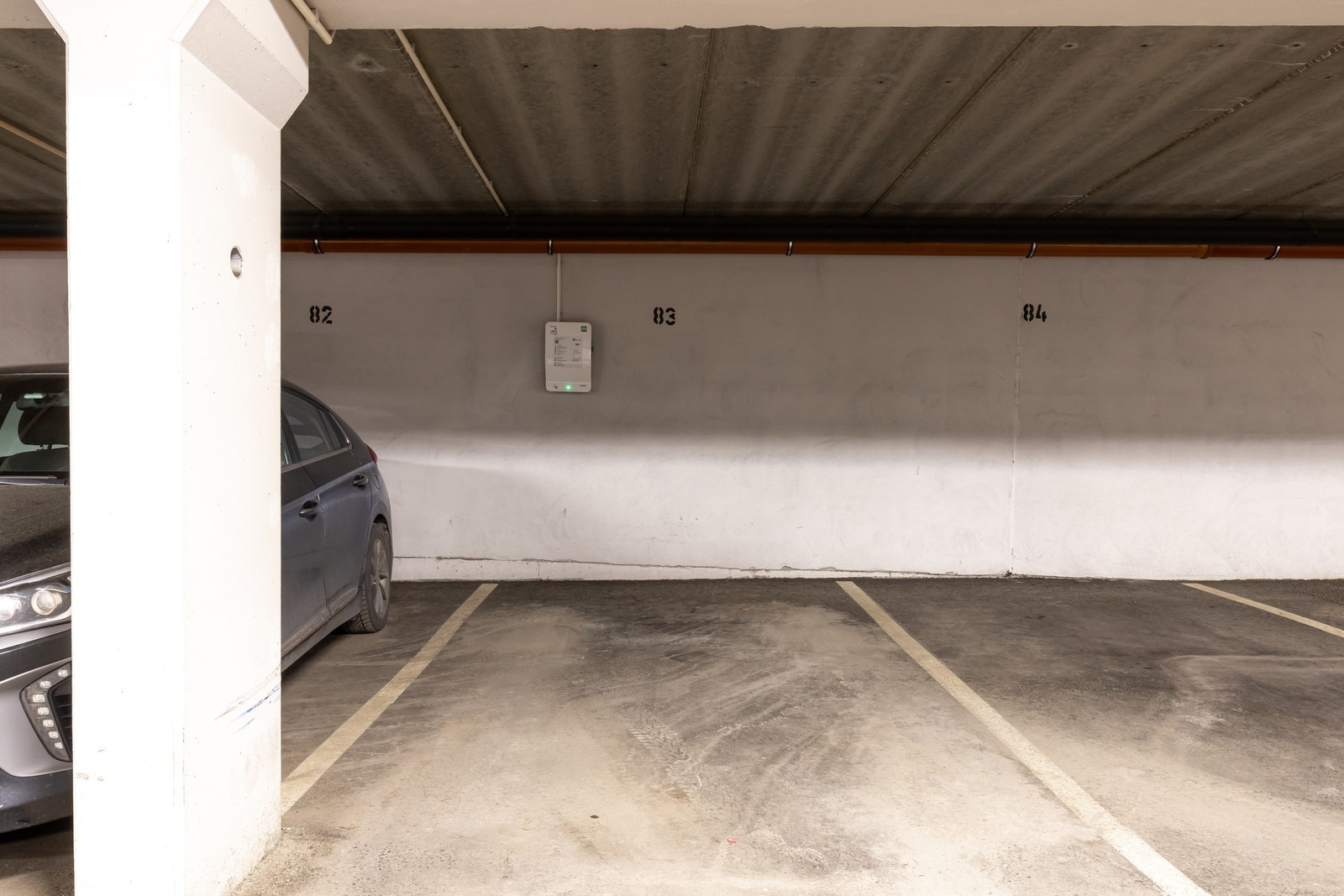 Det medfølger en garasjeplass. Galleribilde