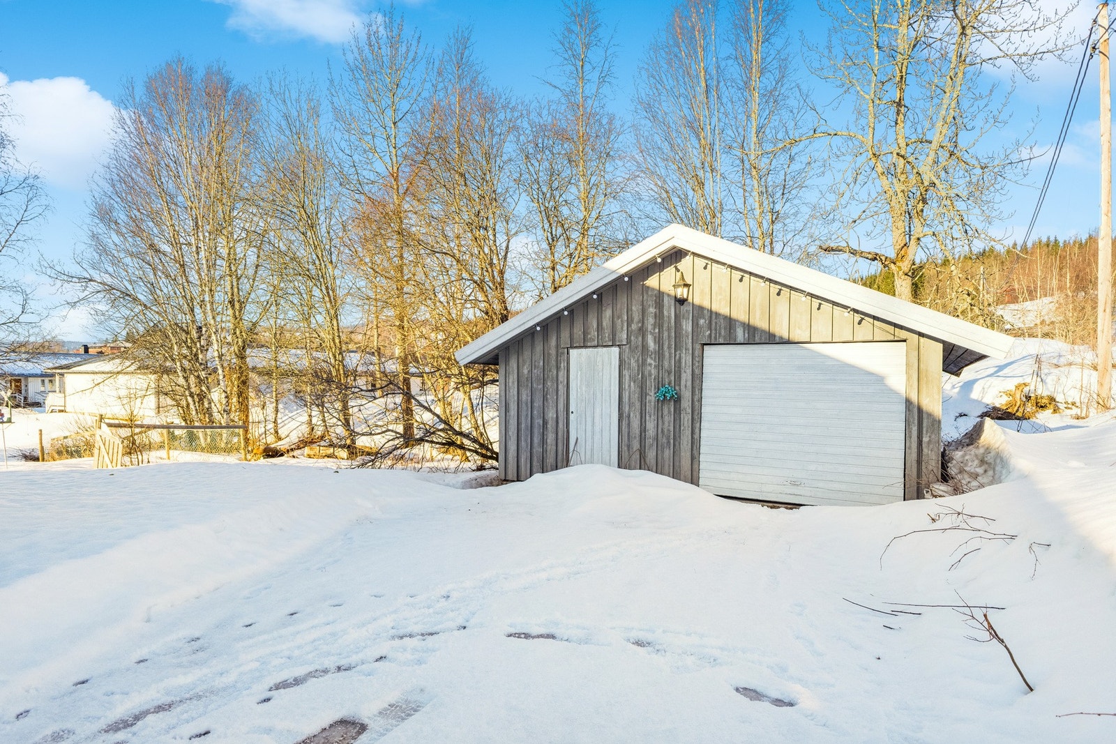 Garasje fra 1982. Galleribilde