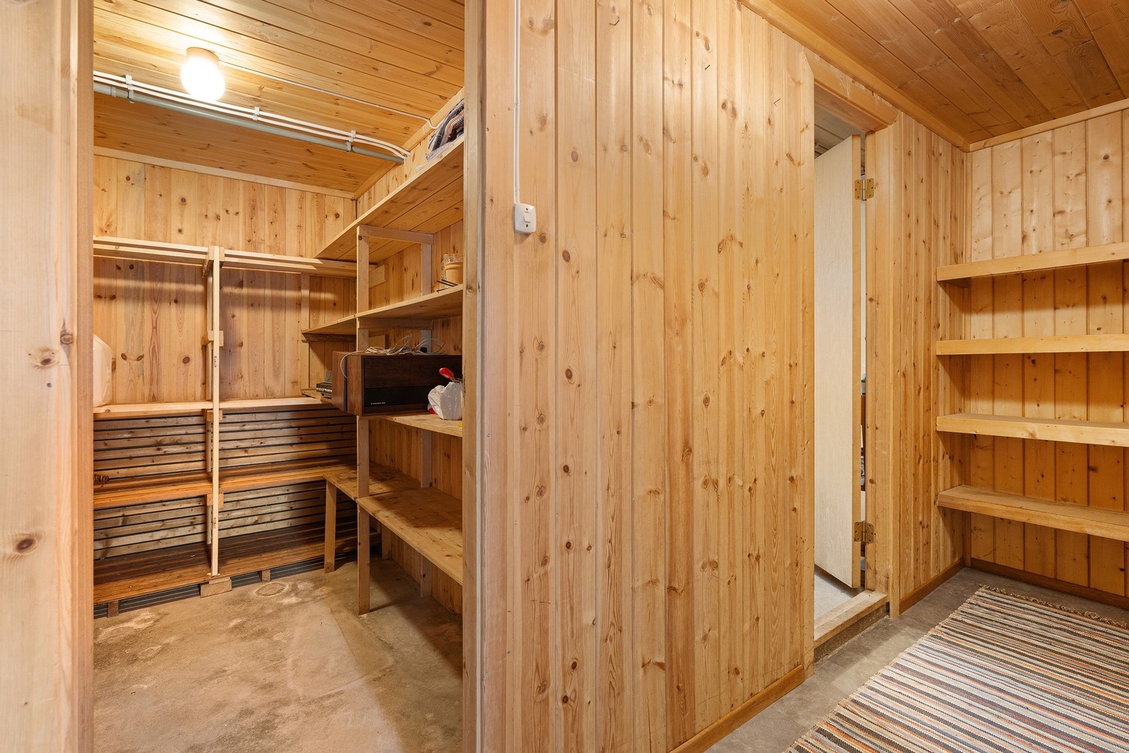 Godt med bodplass i kjelleretasjen. Galleribilde