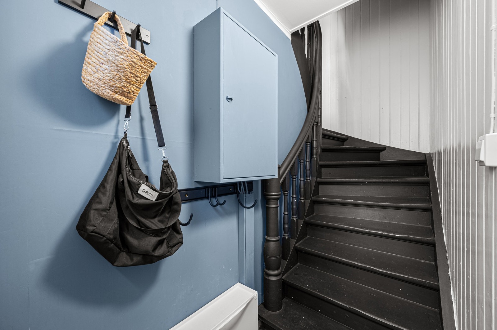 Inngangsparti. Galleribilde