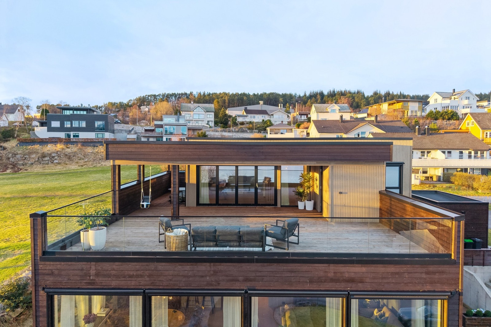 Boligen toppes av en fantastisk takterrasse på 86 kvm Galleribilde