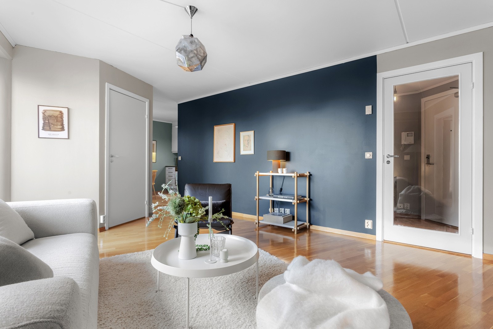 Sameiet har avtale med Telia som er inkl. i felleskostnadene. Galleribilde