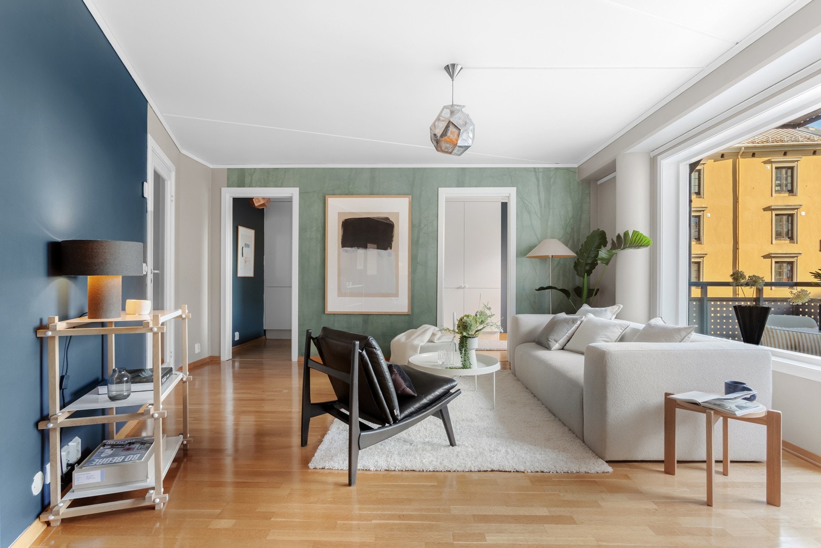 Leiligheten har en populær beliggenhet midt mellom Vika og Aker Brygge. Galleribilde