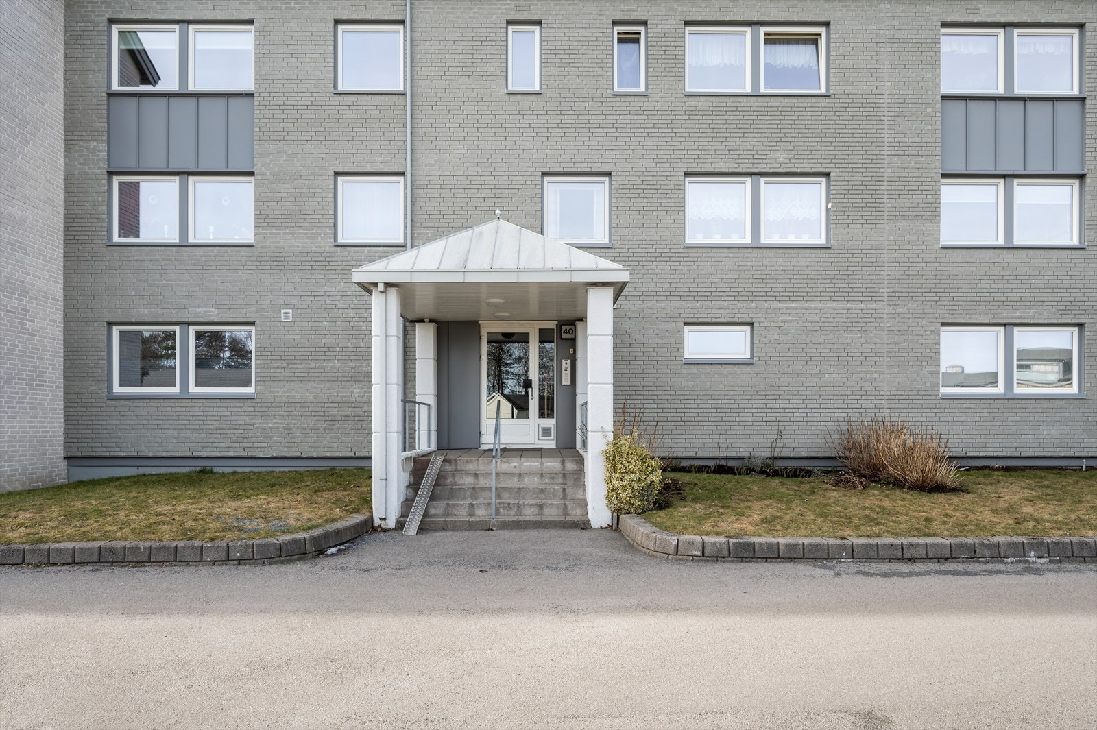 Inngangsparti Galleribilde