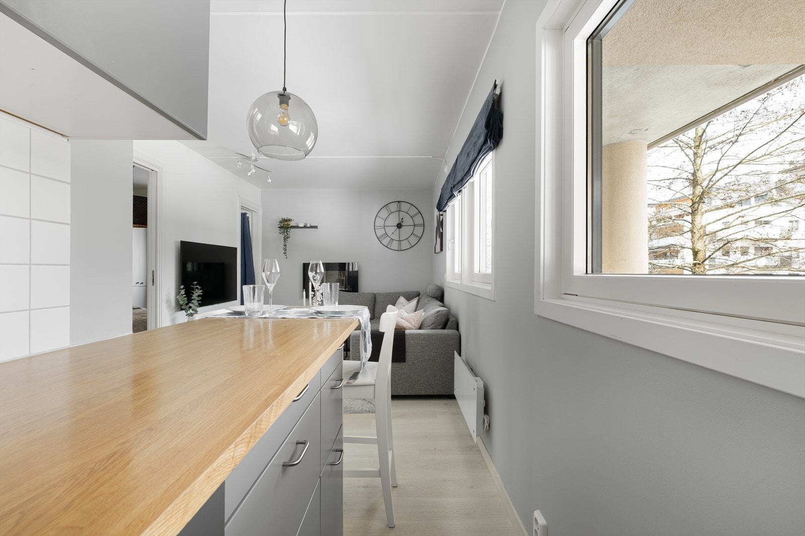 Her er det etablert en stor arbeidsflate, som utvides til barløsning. Galleribilde