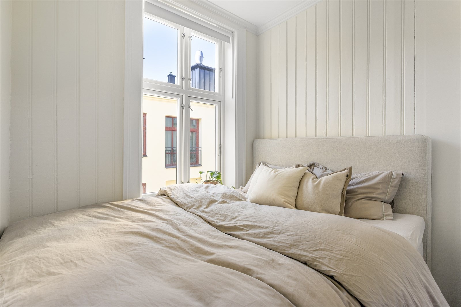 Soverommet har plass til både seng og oppbevaring. Galleribilde