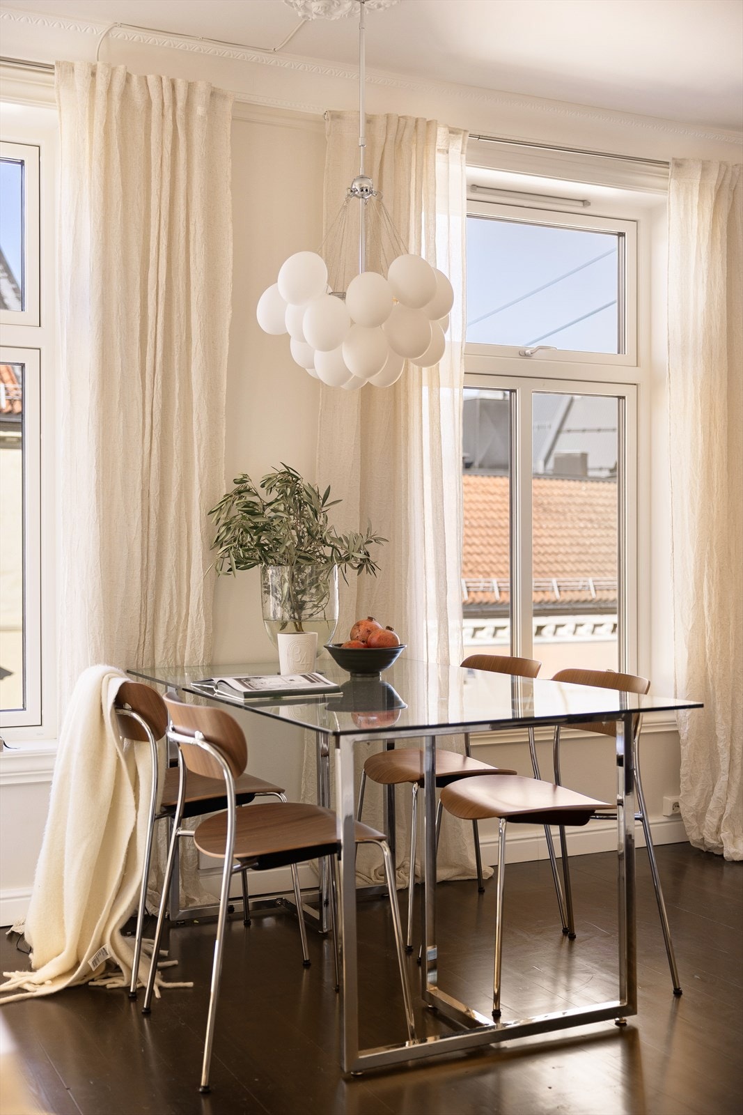 Leiligheten har en god himlingshøyde på ca. 2,65 meter. Galleribilde