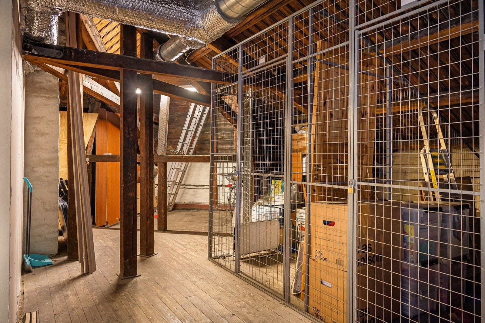 Loftsbod på ca. 5 m². Galleribilde