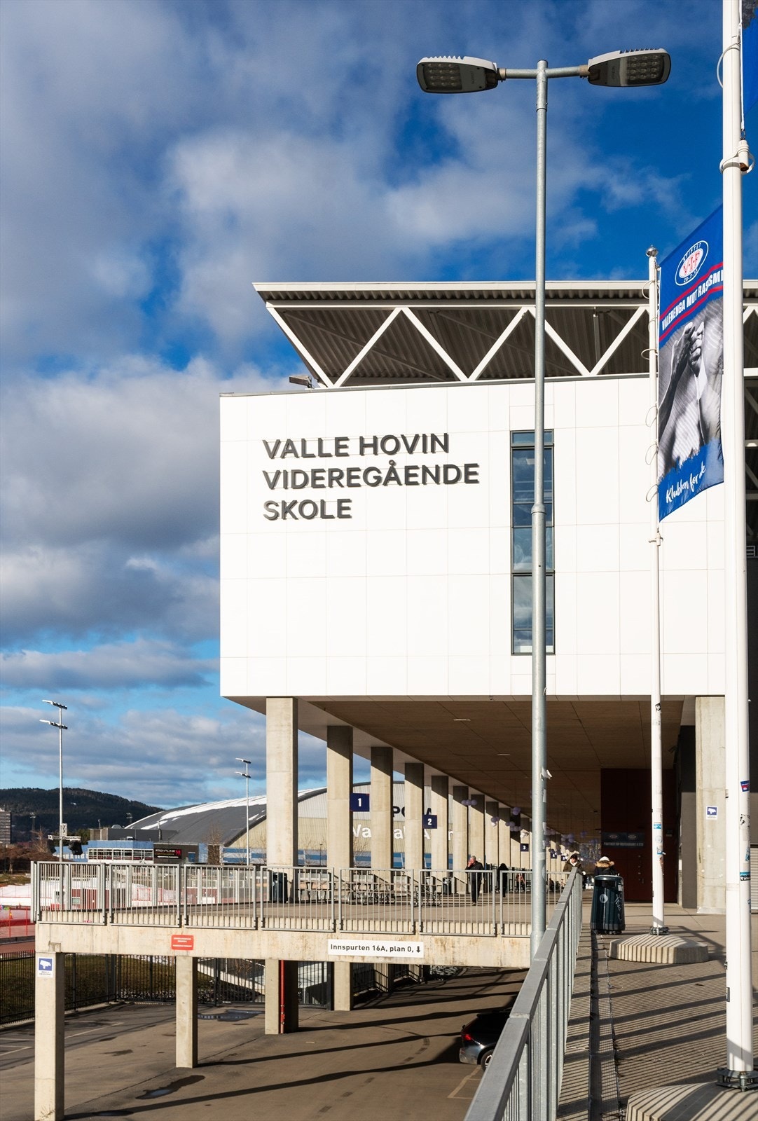 I nærområdet finner du alt fra barnehage til videregående skole Galleribilde