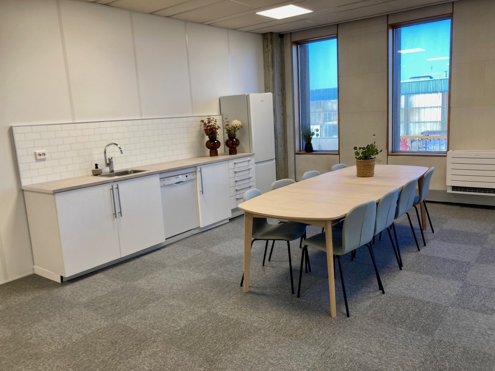 Kjøkken tilrettelagt for en god lunsj Galleribilde