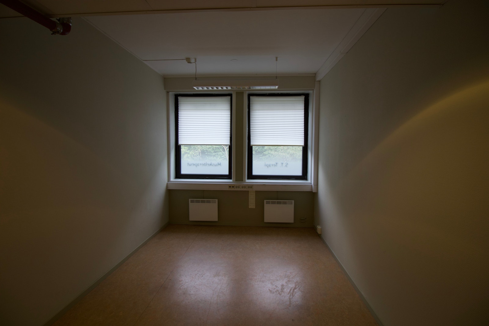 Et av de mindre kontorene Galleribilde